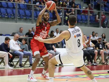 לא הצליח להושיע (לירון מולדובן)