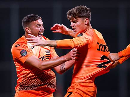 סטויאנוב כבש ראשון (מאור אלקסלסי)