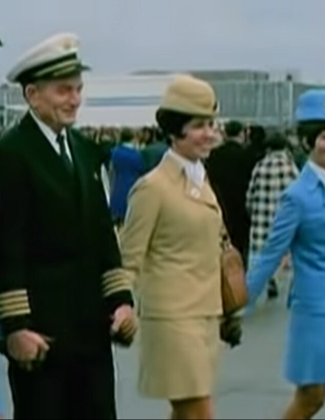 פאן אם דיילות וטייסים פאן אם דיילות וטייסים