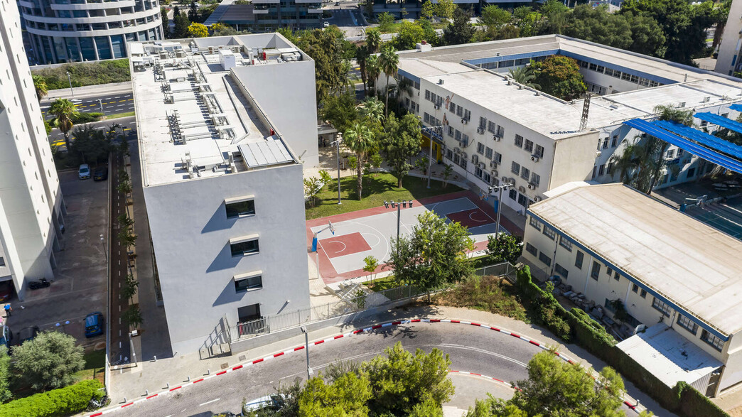 בית ספר תיכון חדש, תל אביב (צילום: באדיבות עיריית תל אביב-יפו)