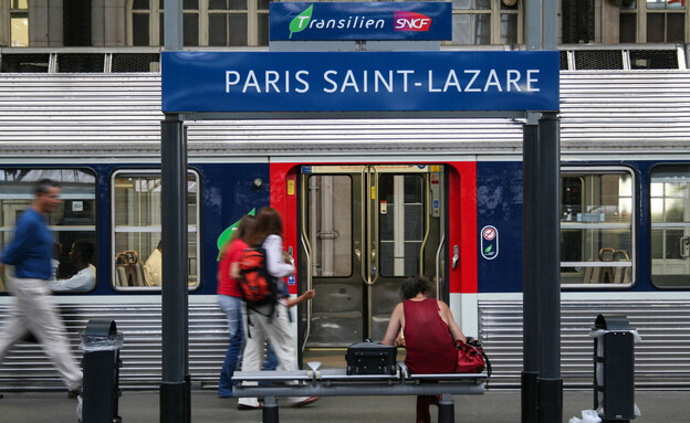 רכבת צרפת פריז (צילום: BalkansCat, shutterstock)