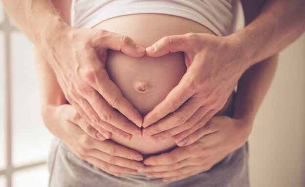 ליס - מיניום בהיריון (צילום: George Rudy, shutterstock)