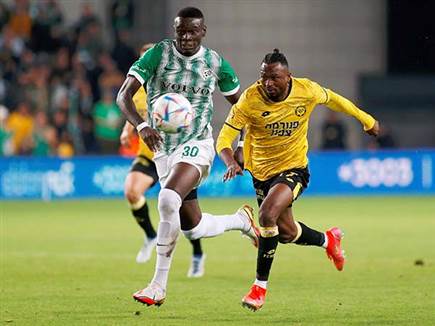 ובמחצית השנייה, חיפה עוד לא היתה במשחק (צילום: אלן שיבר)