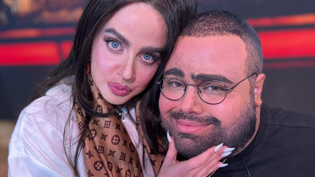 אוראל צברי וגיה באר גורביץ בתור עומר אדם ויעל שלביה