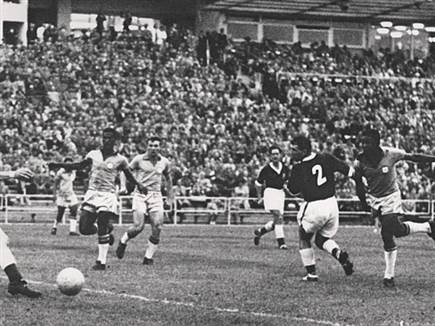 ופרץ במונדיאל 1958, בגיל 17 (Getty)