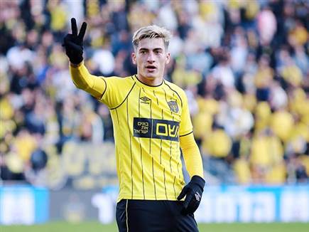 הוא לא עוצר. ניקולסקו (קובי אליהו)