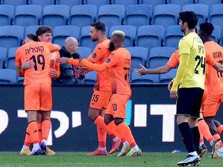 זה התחיל טוב מבחינתם. שחקני נס ציונה (קובי אליהו)