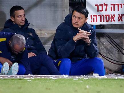 איביץ' כבר מחשב את דרכו החוצה (צילום: מאור אלקסלסי)