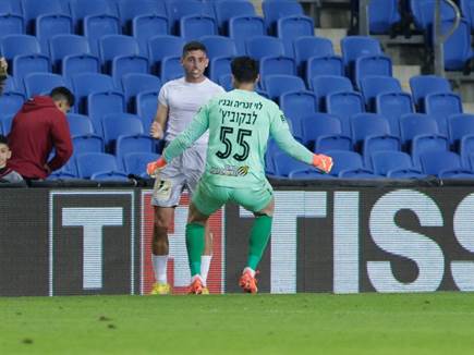 בכל זאת, זה לא מנע ממנה לבצע קאמבק נדיר (מרקו)