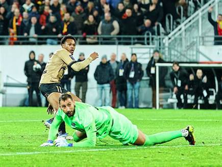 דונארומה במשחק שיעדיף לשכוח (Getty