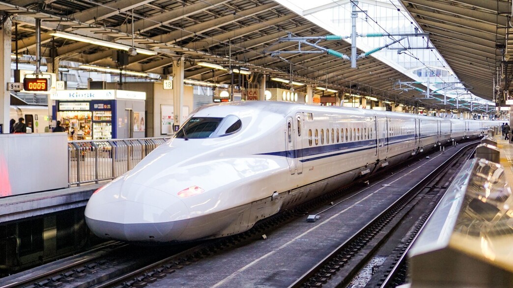 יפן, טוקיו, רכבת (צילום: Fikri Rasyid, unsplash)