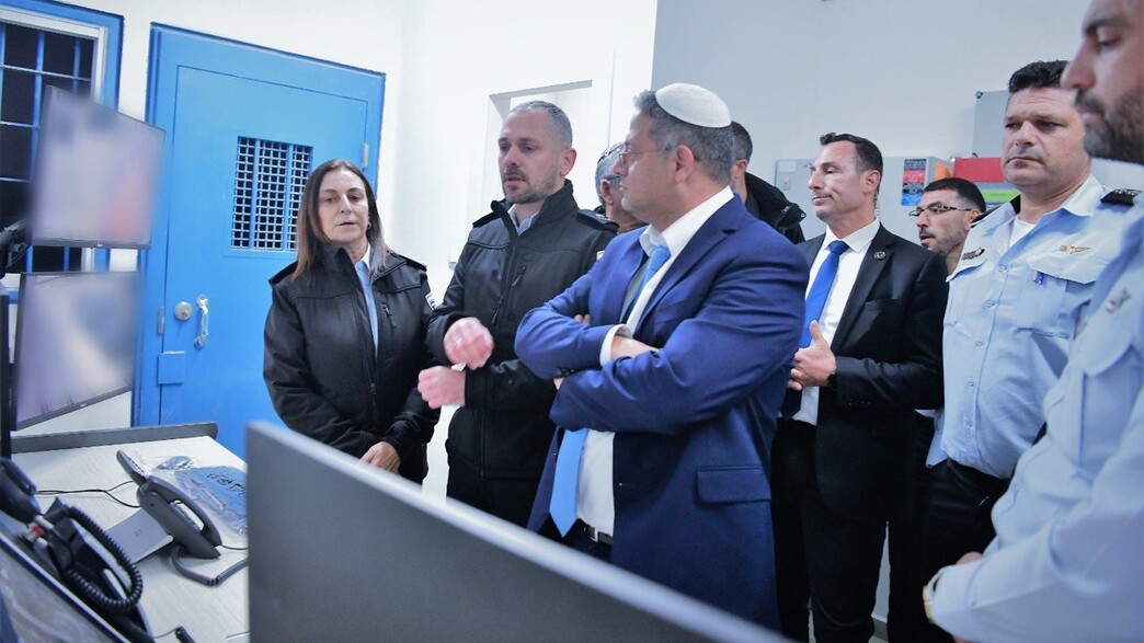 בן גביר בישיבה עם שירות בתי הסוהר