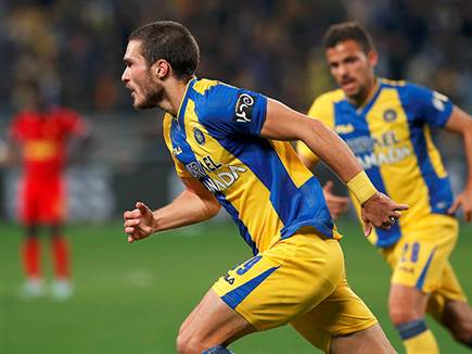 חגג את הראשון (אלן שיבר)