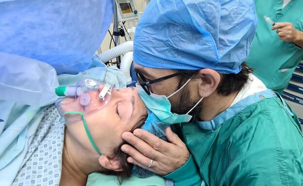 רונה יניב לאחר ניתוח קיסרי צרפתי