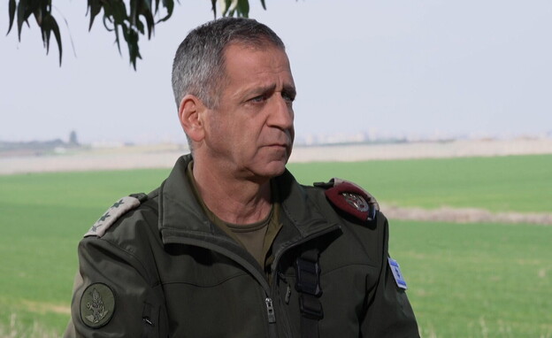 יונית לוי וניר דבורי בראיון עם הרמטכ"ל אביב כוכבי