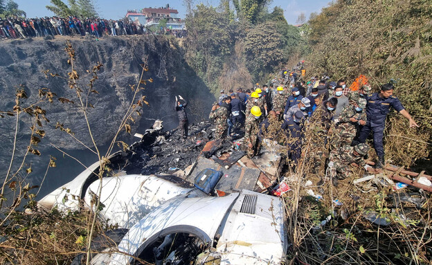 זירת התרסקות המטוס בנפאל (צילום: רויטרס)
