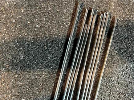 גם מקלות נתפסו (משטרת ישראל)