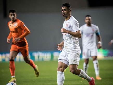 משחק צמוד (עודד קרני)