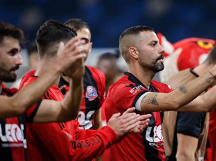 ניצחון שלישי בארבעה משחקים לחיפה (מאור אלקסלסי)