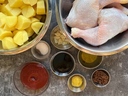 צלי עוף ותפוחי אדמה - המרכיבים (צילום: ענת אלישע, mako אוכל)