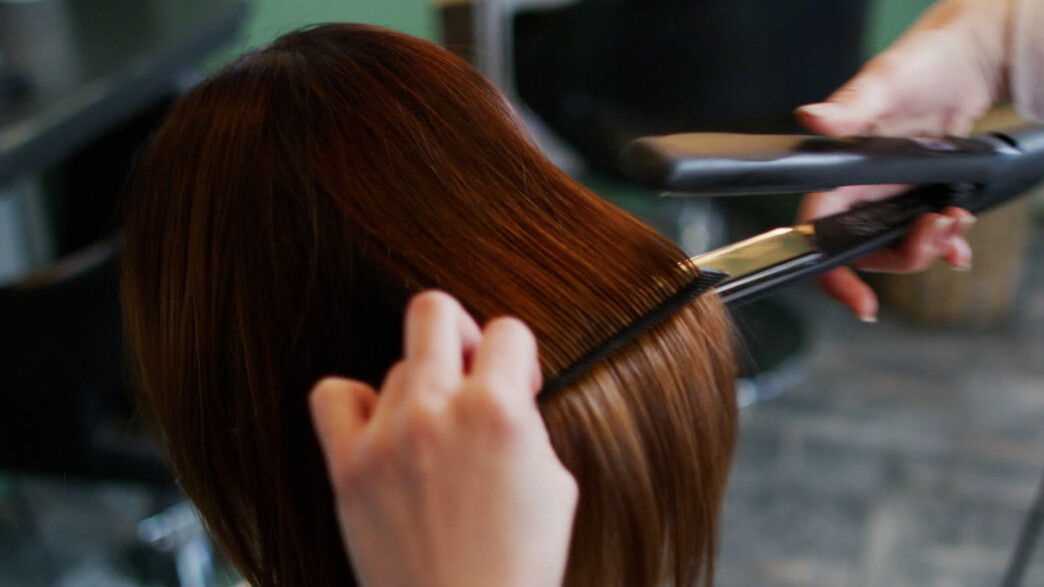 מוצרים של החלקות שיער שאינם מאושרים ממשיכים להמכר (צילום: תוכנית חיסכון, חברת החדשות)