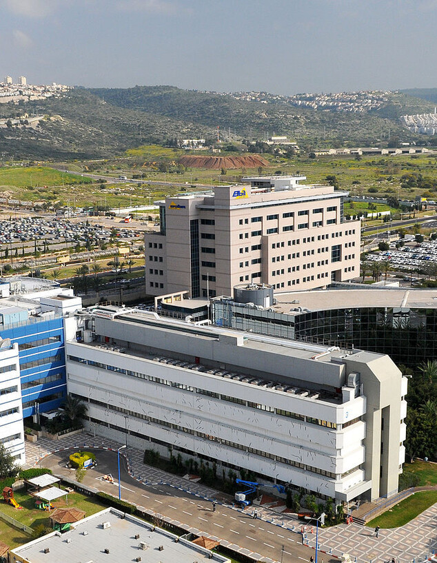 מת"ם - בחזית, בנייני החברות אינטל ואלביט מערכות מת"ם - בחזית, בנייני החברות אינטל ואלביט מערכות