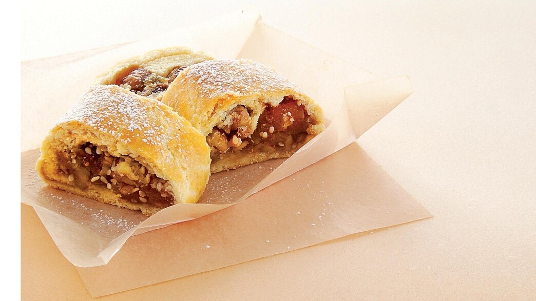 מגולגלות עם פירות מיובשים מגולגלות עם פירות מיובשים