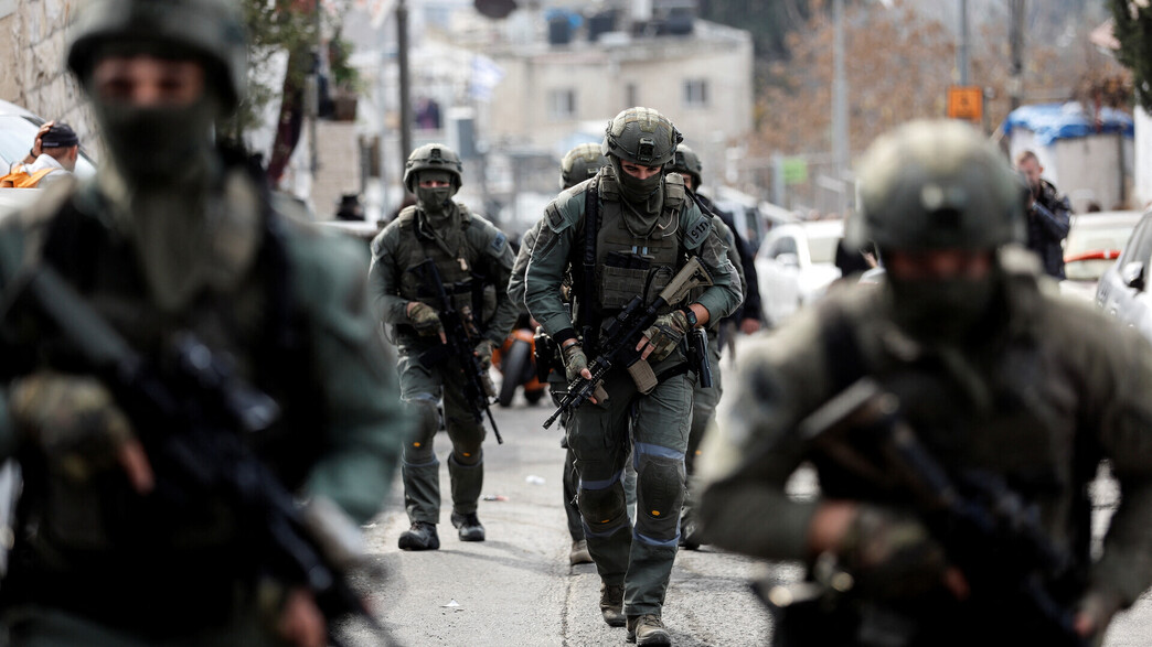 חיילים ושוטרים בזירת הפיגוע בעיר דוד שבירושלים חיילים ושוטרים בזירת הפיגוע בעיר דוד שבירושלים