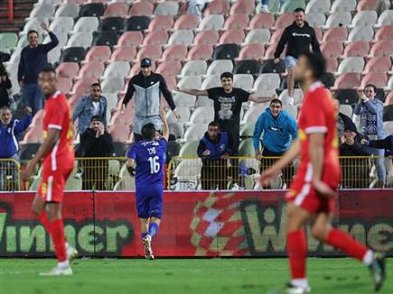 90 דקות של כדורגל חיובי (לירון מולדובן)