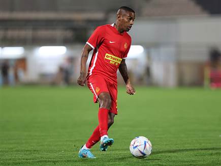 יעקב בריהון. סיפק רגעים של קסם כהרגלו (לירון מולדובן)