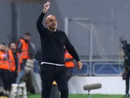 אבוקסיס נעצר אחרי חמישה משחקים ללא הפסד (דני מרון)