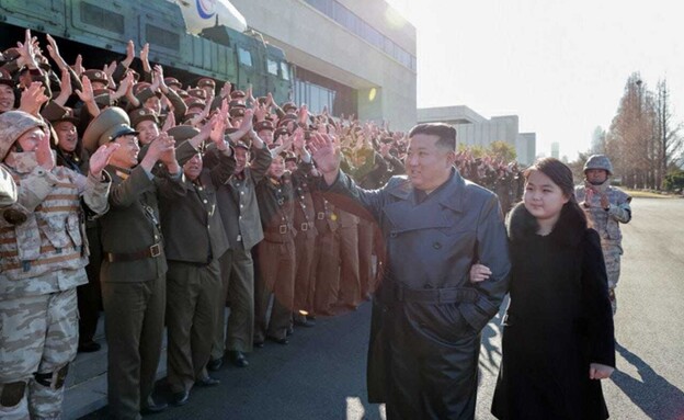 קים ג'ונג און ובתו קים ג'ו אה, צפון קוריאה