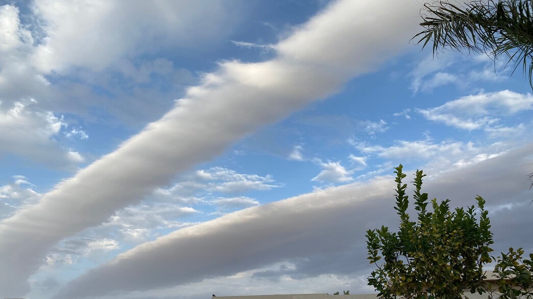 שמיים מעוננים שמיים מעוננים