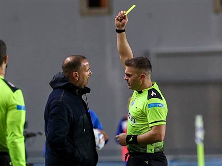 לא מעט עבודה הערב. בן אברהם (דני מרון)