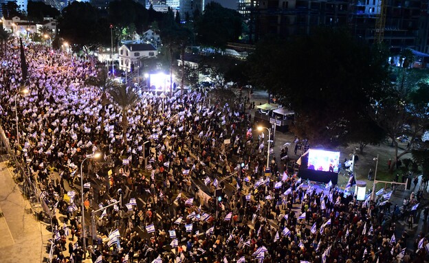 הפגנה בקפלן תל אביב (צילום: תומר נויברג, פלאש 90)