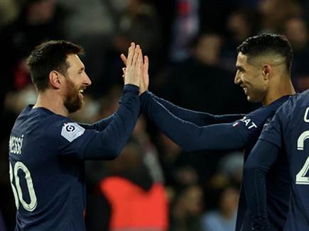 ליאו מסי ואשרף חכימי. חתומים על 3 הנקודות (GETTY)