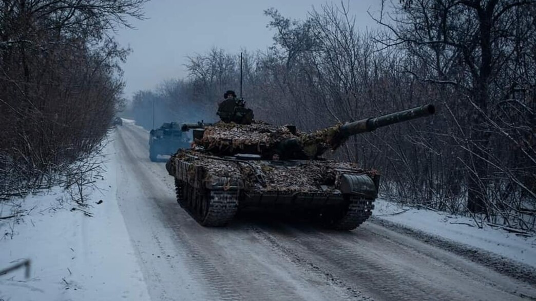 טנק של צבא אוקראינה בלחימה במחוז דונייצק טנק של צבא אוקראינה בלחימה במחוז דונייצק
