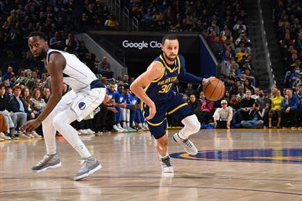 Noah Graham/NBAE via Getty Images (צילום: ספורט 5)