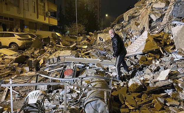 רעידת אדמה בטורקיה (צילום: AP)