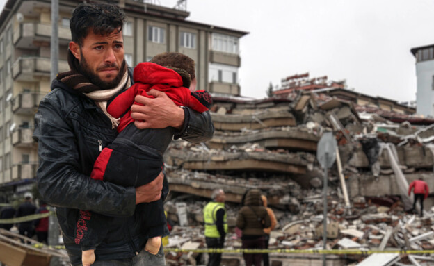 רעידת האדמה בטורקיה (צילום:  Serhat Zafer/Anadolu Agency , getty image, ap)