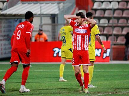 חשב שיש לו 3 נקודות (קובי אליהו)