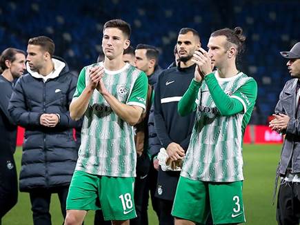 ארבע נקודות על פני הפועל ב"ש (צילום: מאור אלקסלסי)