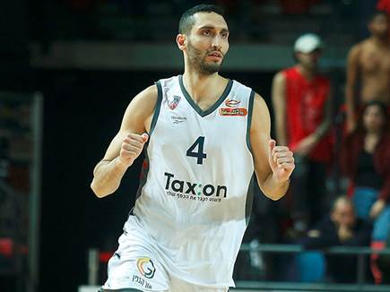 למרות הופעה גדולה שלו. משעור (אלן שיבר)