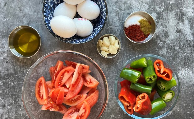 שקשוקה חריפה - המרכיבים שקשוקה חריפה - המרכיבים