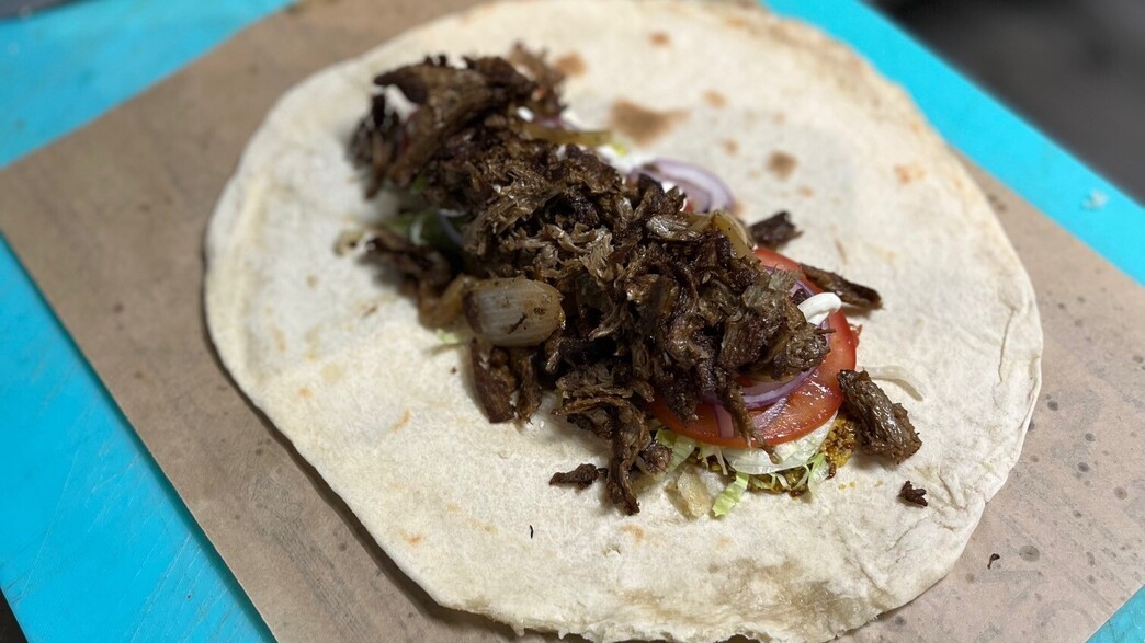 סוג של מנת סטייק אנד אגז