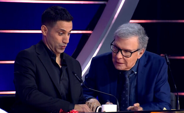 הרגע שצדי איחד את הפאנל  (צילום: מתוך "הזמר במסכה", קשת 12)