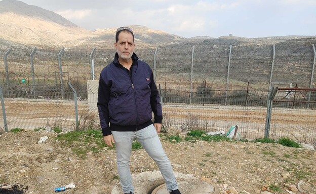 מרקו מורנו בגבול סוריה (צילום: יוגב כרמל, החדשות 12)