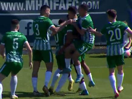 חיפה חגגה ראשונה