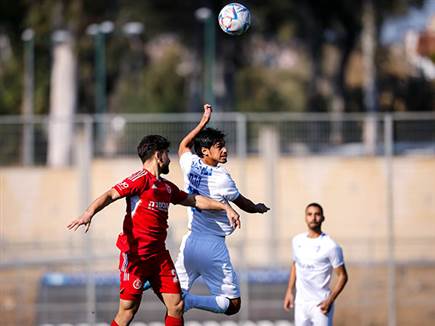אחת מסובכת, השנייה מעודדת (מאור אלקסלסי)