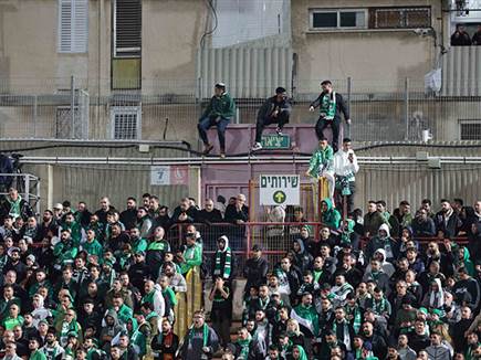 דוחק בי"א (לירון מולדובן)